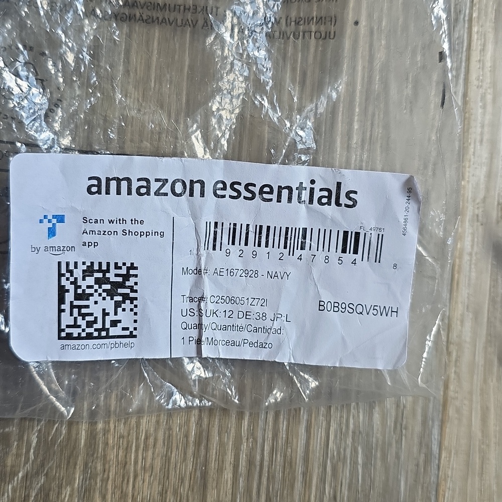 Amazon Essentials Triangle Bikini Top - Picture 15 of 15